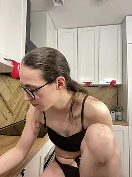 martiniiselenna - MartiniiSelenna's free webcam - UK Sex Cams