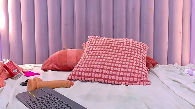 amberstonne__ - AmberStonne__'s free webcam - UK Sex Cams