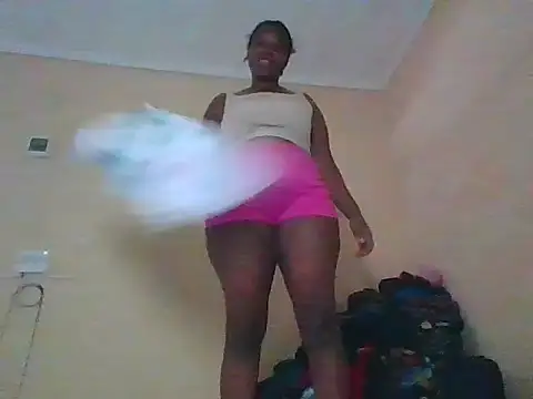 sexy_valentine001 - Sexy_valentine001's free webcam - UK Sex Cams