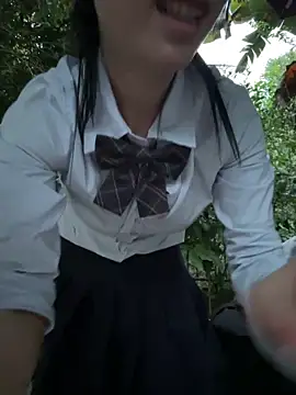 美女yourkeer在线直播