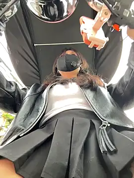 美女Carlin-yiyi在线直播