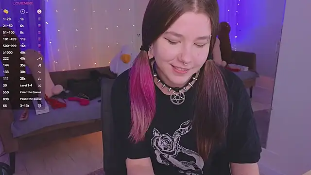 Mira_Falls live sex cam