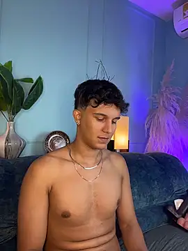 Leo_Savage_ live sex cam