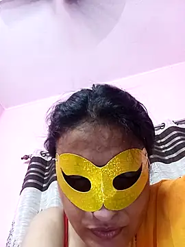 gullapi - Gullapi's free webcam - UK Sex Cams