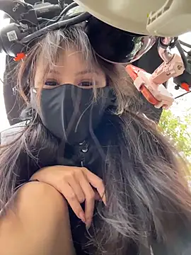 美女Carlin-yiyi在线直播