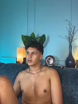 leo_savage_ (M young) - flash cock