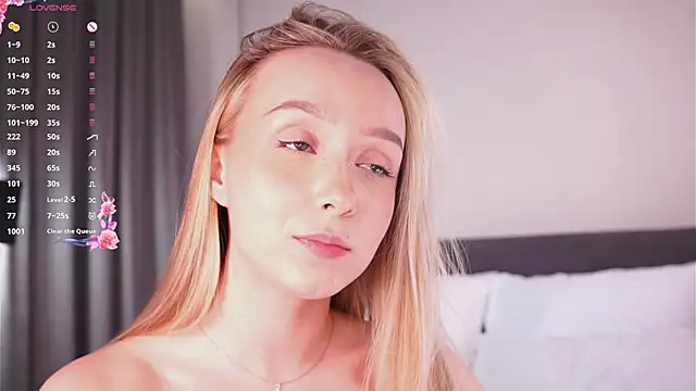 HollisBeckett live sex cam