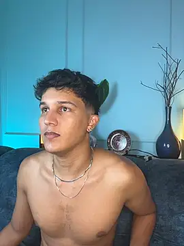 leo_savage_ (M young) - flash cock