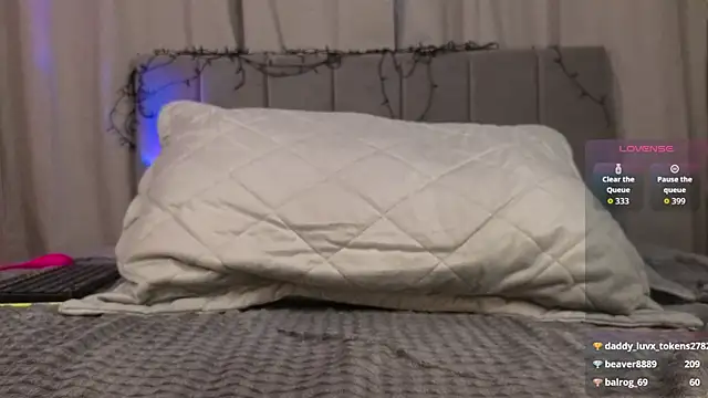 milly_milligan - Milly_milligan's free webcam - UK Sex Cams