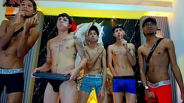 gang_members_xxx - Gang_Members_xxx's free webcam - UK Sex Cams