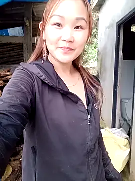 yula-bi - Yula-bi's free webcam - UK Sex Cams