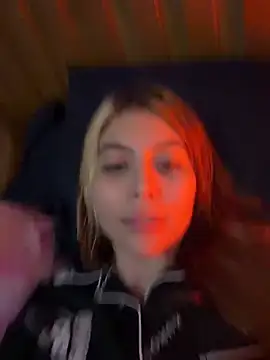 Webcam Model (YunoRose_)  is live.Free join now!