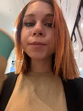 rosiesecret (F young) - LOUDLY SLAP 8X BARE BOOB NEXT TO PEOPLE