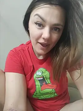 Webcam Model (KrissSexi)  is live.Free join now!