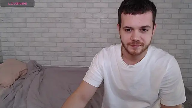 fuckyoursecretary69 - Fuckyoursecretary69's free webcam - UK Sex Cams