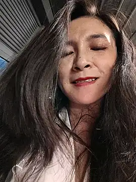 美女yinyin326在线直播