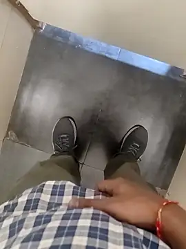 boyfrommum_bai - BoyfromMum_bai's free webcam - UK Sex Cams