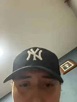 amartinezszz - Amartinezszz's free webcam - UK Sex Cams