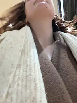 rinacat (F young) - Spy under my shirt