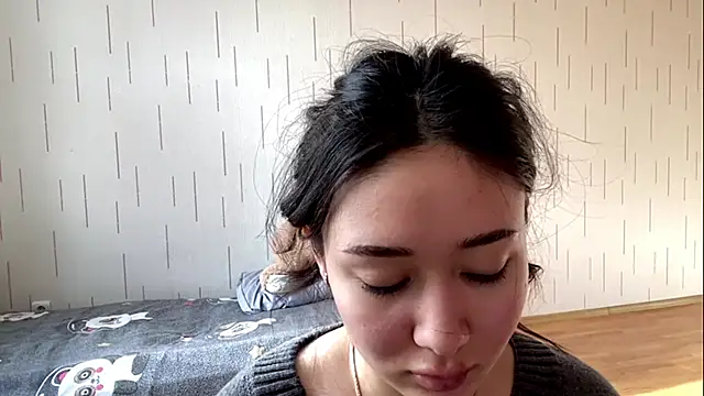 yourmiia (F teen) - New hairstyle