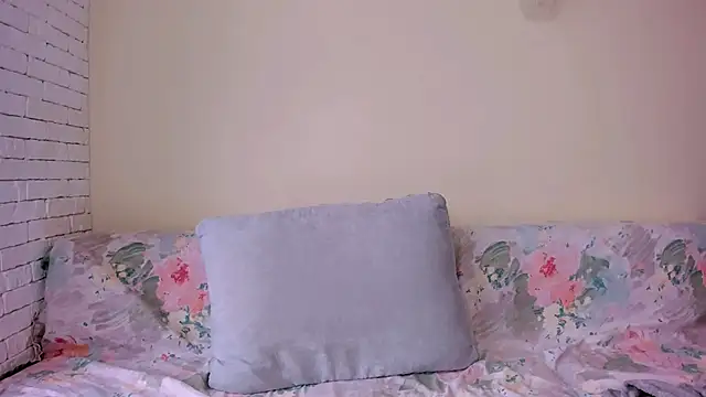 elle_pearl_ - Elle_Pearl_'s free webcam - UK Sex Cams