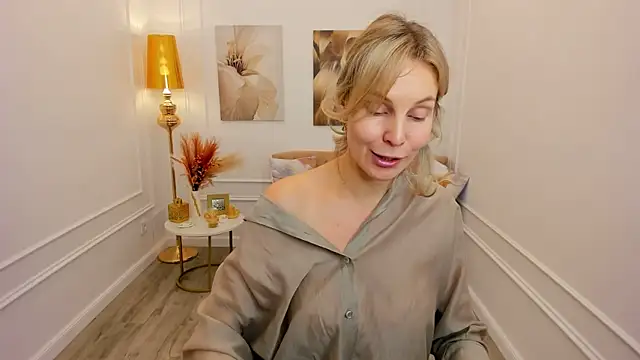 sinty_devis - Sinty_Devis's free webcam - UK Sex Cams