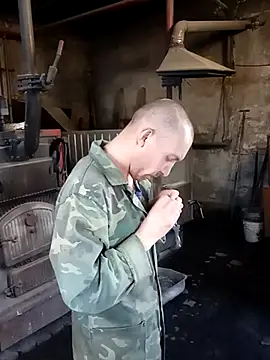 _uncle_mitya-43_ - _uncle_Mitya-43_'s free webcam - UK Sex Cams