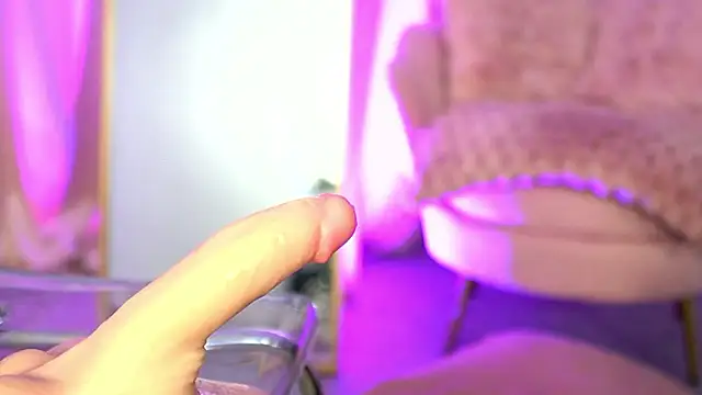 firesbomb777 - Firesbomb777's free webcam - UK Sex Cams