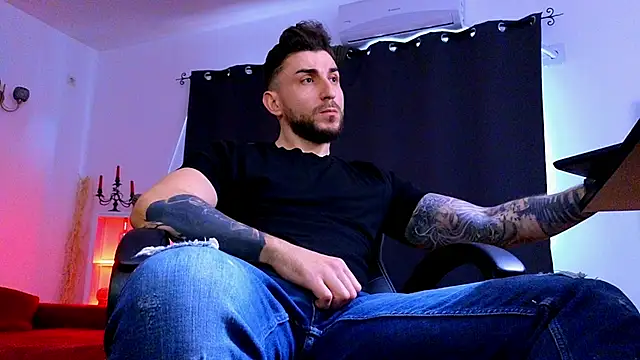 mightyaaron66 (M young) - 𖤐🔥 parTy Time ,House parTy  !  💨𖤐