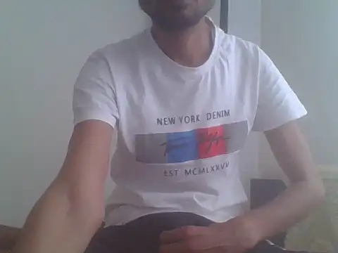 fckboy987 (Ask my age) - Hairy chest