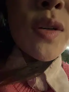 美女cute_oxo在线直播