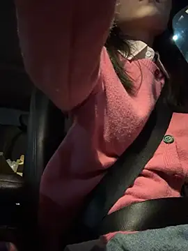 美女cute_oxo在线直播