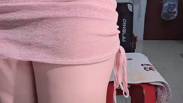 美女donghuangtaiyi---在线直播