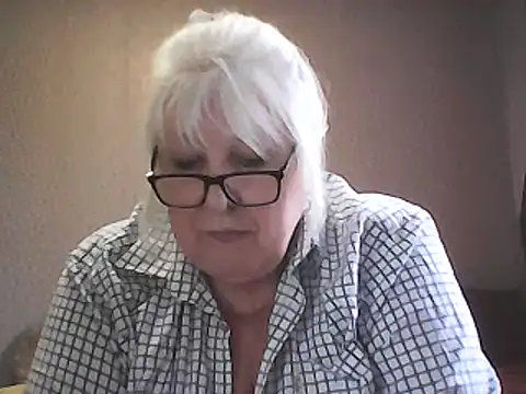 alexia64231 - Alexia64231's free webcam - UK Sex Cams