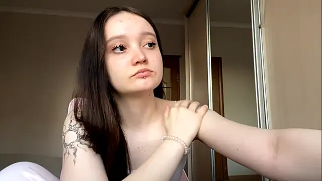 trulaphay - TrulaPhay's free webcam - UK Sex Cams