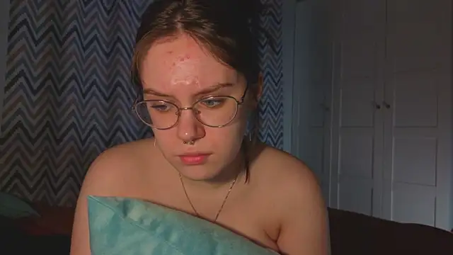 Mia_Luw live sex cam