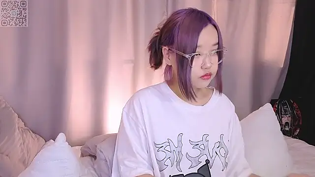 oohannii (Ask my age) - doggy + 10 spanks