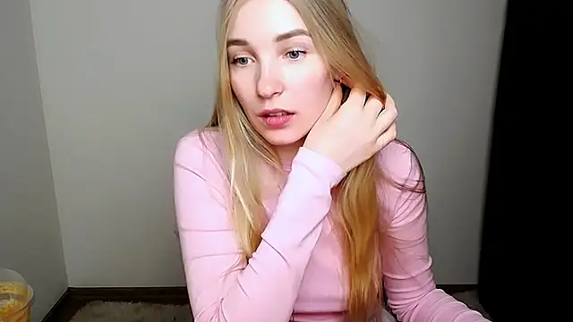 queen_oflove - Queen_ofLove's free webcam - UK Sex Cams