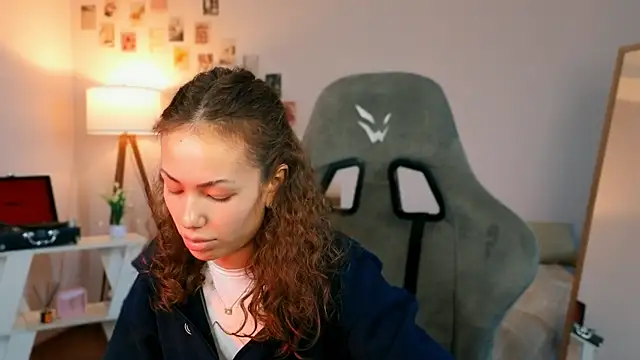 nexorine - Nexorine's free webcam - UK Sex Cams