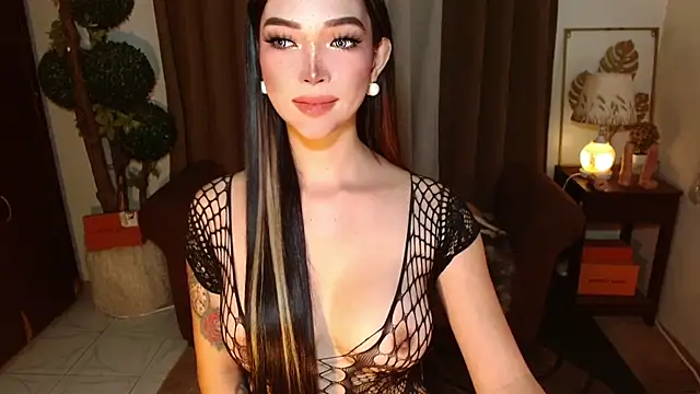 MouthWatering_Ayesha webcam