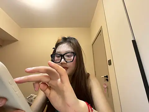 美女tutu512在线直播