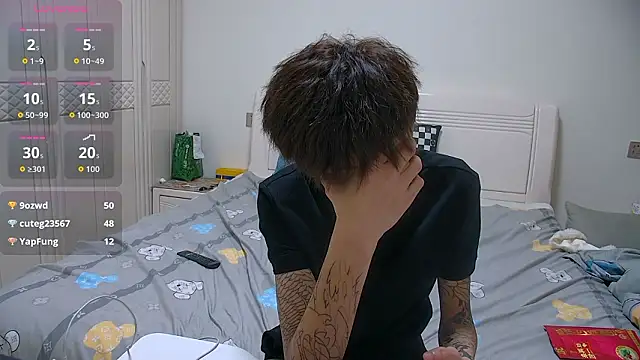 paofu-001 (M young) - 只穿内裤军训五分钟