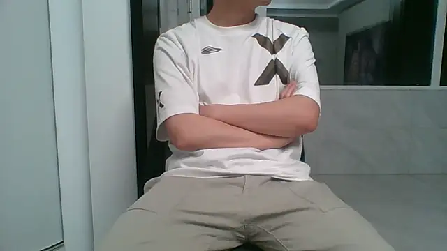 nole_china7 (Ask my age) - talk / fun / cum