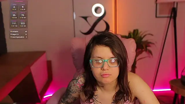 ariell_mini - Ariell_Mini's free webcam - UK Sex Cams