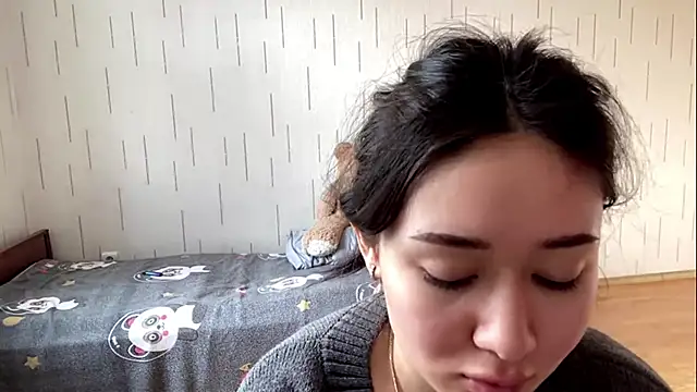 yourmiia (F teen) - New hairstyle