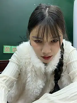 Fire-18 live sex cam