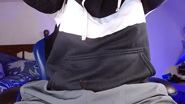 sexyboy-bigclit (G young) - 2 FINGERS IN THE PUSSY!!