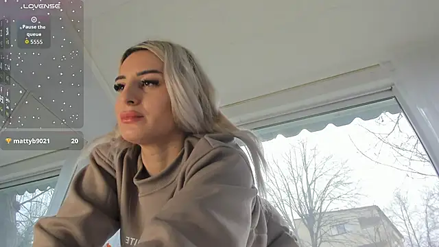 Ella_Vee live sex cam