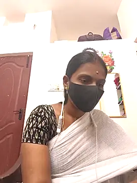 Webcam Model (Tamil_Yalini12)  is live.Free join now!