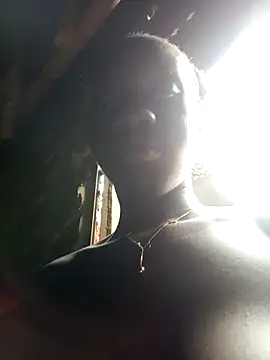 Webcam Model (Black_juicy24)  is live.Free join now!